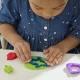 Set creativ Play-Doh Starters cu covoras de joaca pliabil Set creativ Play-Doh Starters cu covoras de joaca pliabil