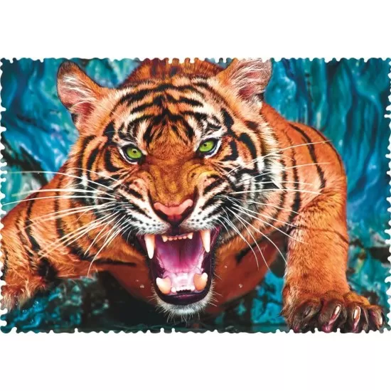 Puzzle Trefl cu piese ciudate - Fata in fata cu tigrul 600 piese