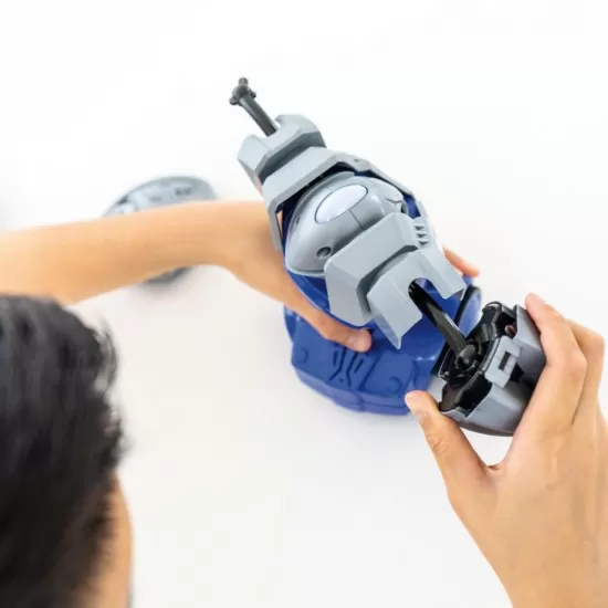 Set 2 roboti luptatori cu telecomanda Robo Kombat Mega Set 2 roboti luptatori cu telecomanda Robo Kombat Mega