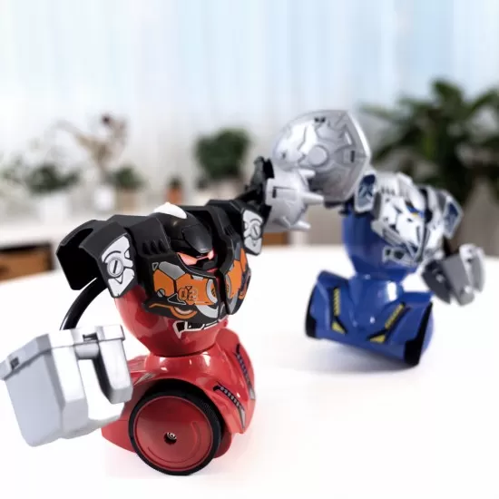 Set 2 roboti luptatori cu telecomanda Robo Kombat Mega Set 2 roboti luptatori cu telecomanda Robo Kombat Mega