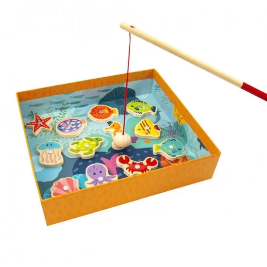 Joc magnetic de pescuit cu 12 piese din lemn Joc magnetic de pescuit cu 12 piese din lemn