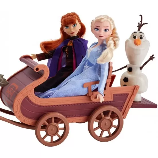 Set de joaca cu 5 personaje Frozen 2 - Aventuri pe sanie Set de joaca cu 5 personaje Frozen 2 - Aventuri pe sanie