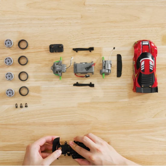 Set asamblare masina cu telecomanda Silverlit Exost Build 2 Drive rosu