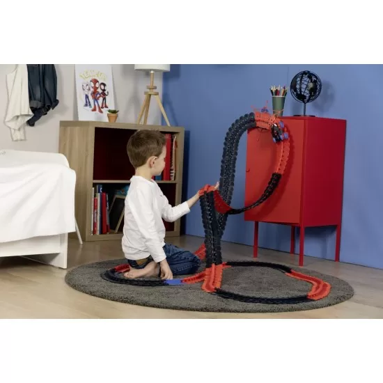 Set de joaca Miles Morales circuit flexibil Smoby Spidey