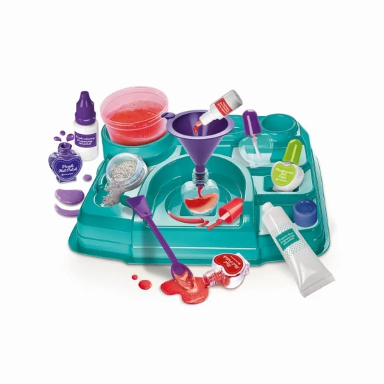 Set educativ Stiinta si Joaca - Laboratorul de manichiura