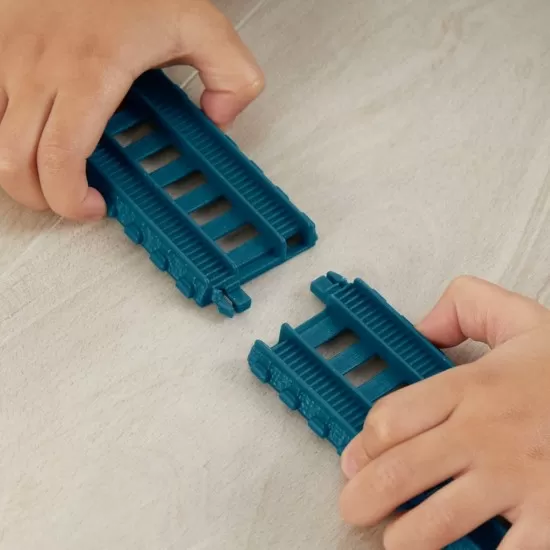 Set de joaca Thomas Crystal Caves Adventure cu locomotiva motorizata Thomas Set de joaca Thomas Crystal Caves Adventure cu locomotiva motorizata Thomas