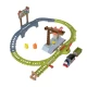 Set de joaca Thomas Paint Delivery cu locomotiva motorizata Set de joaca Thomas Paint Delivery cu locomotiva motorizata