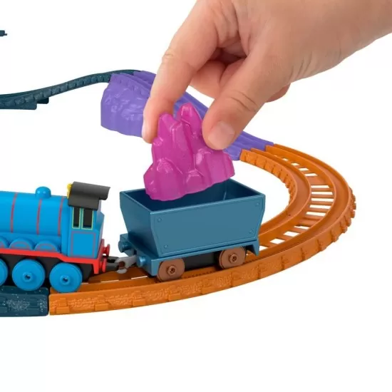 Set de joaca Thomas cu locomotiva Push Along Gordon si accesorii Set de joaca Thomas cu locomotiva Push Along Gordon si accesorii
