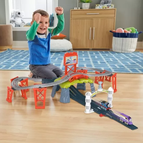 Set de joaca motorizat Thomas - Cursa Sodor Set de joaca motorizat Thomas - Cursa Sodor