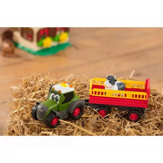 Tractoras cu remorca pentru animale cu figurina vacuta Tractoras cu remorca pentru animale cu figurina vacuta