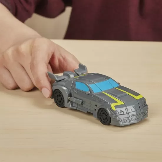 Robot Transformers Bumblebee seria Stealth Force Robot Transformers Bumblebee seria Stealth Force