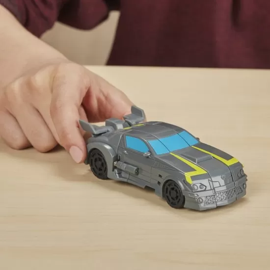 Robot Transformers Bumblebee seria Stealth Force Robot Transformers Bumblebee seria Stealth Force