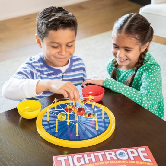 Joc de societate si strategie, cu bile, Tightrope, Mindware Joc de societate si strategie, cu bile, Tightrope, Mindware