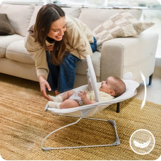 Balansoar bebelusi cu 8 melodii si 3 niveluri de vibratie MoMi Glossy Blue