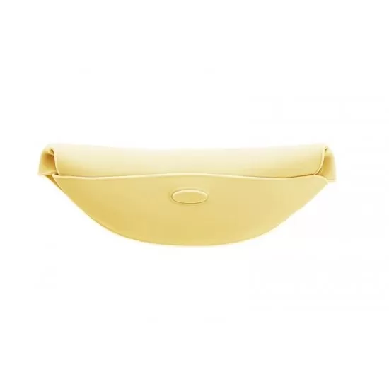 Baveta Flexi Bib Minikoioi 100% Premium Silicone Mellow Yellow Baveta Flexi Bib Minikoioi 100% Premium Silicone Mellow Yellow