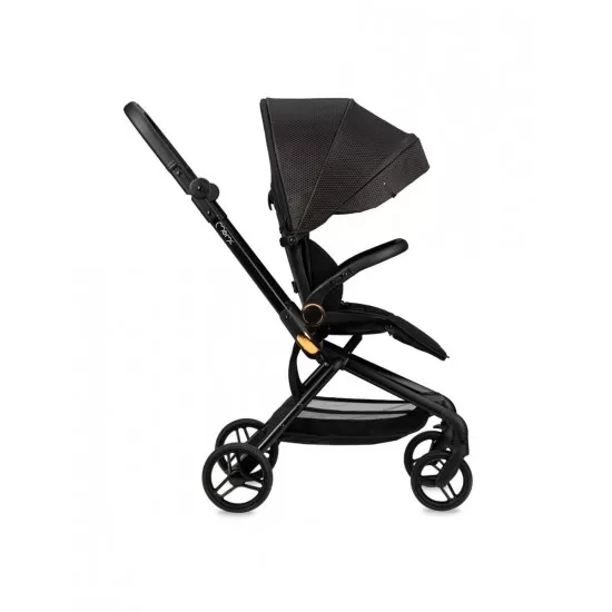 Carucior sport Momi Adelle 360 grade Black Red Carucior sport Momi Adelle 360 grade Black Red