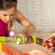 Set competitie cu stadion si roboti de fotbal Foosbots