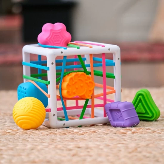 Cub moale pentru sortarea formelor InnyBin Fat Brain Toys