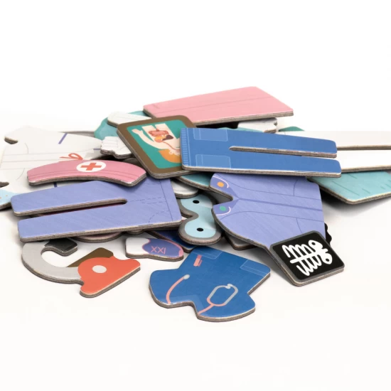 Puzzle magnetic in cutie metalica, joc de potrivire si asociere - Doctor