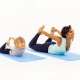 Set Yoga Mama-Copil cu saltele asortate si carduri incluse Wave albastru Set Yoga Mama-Copil cu saltele asortate si carduri incluse Wave albastru
