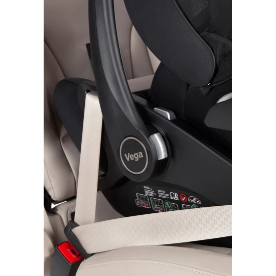 Scaun auto cu inclinare reglabila grupa 0+ Carrello Vega 40-87 cm I-Size Absolute Black Scaun auto cu inclinare reglabila grupa 0+ Carrello Vega 40-87 cm I-Size Absolute Black