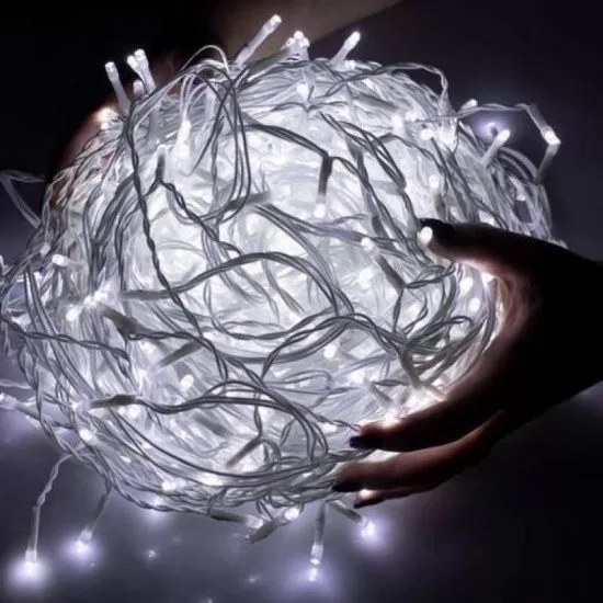 Instalatie luminoasa de Craciun 300 leduri, 13 m, 8 functii, exterior/interior, tip perdea de turturi alb rece Instalatie luminoasa de Craciun 300 leduri, 13 m, 8 functii, exterior/interior, tip perdea de turturi alb rece