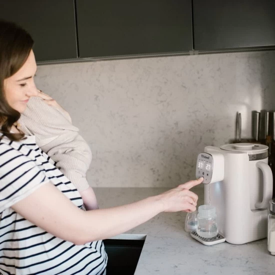 Espressor pentru prepararea laptelui praf Kidwell PIIM White, dozare automata si mentinere temperatura 72h
