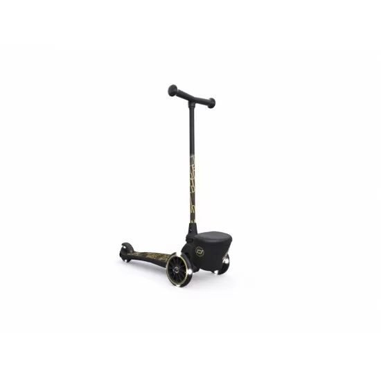 Pachet trotineta copii pliabila cu roti luminoase Highwaykick 2 Black Gold Limited Scoot Ride si casca S-M Pachet trotineta copii pliabila cu roti luminoase Highwaykick 2 Black Gold Limited Scoot Ride si casca S-M