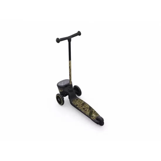 Pachet trotineta copii pliabila cu roti luminoase Highwaykick 2 Black Gold Limited Scoot Ride si casca S-M Pachet trotineta copii pliabila cu roti luminoase Highwaykick 2 Black Gold Limited Scoot Ride si casca S-M