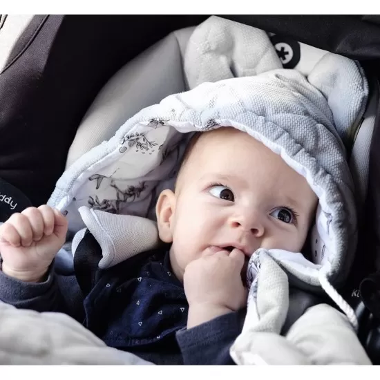 Paturica universala pentru scoica auto Bumbac Catifea Boho Bej Paturica universala pentru scoica auto Bumbac Catifea Boho Bej