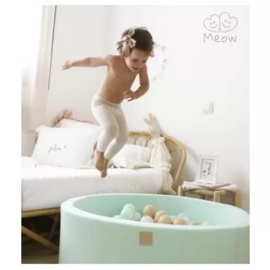Piscina uscata cu 250 de bile (Alb, Mint, Bej, Roz pastel, Transparent) MeowBaby Cupcake 90x30 cm Mint Piscina uscata cu 250 de bile (Alb, Mint, Bej, Roz pastel, Transparent) MeowBaby Cupcake 90x30 cm Mint