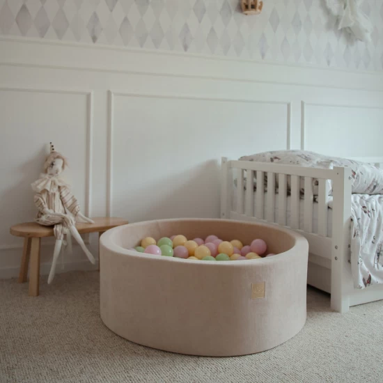 Piscina uscata cu 250 de bile (Pastel Roz si Galben, verde deschis) MeowBaby, Spring, Catifea Ecru Piscina uscata cu 250 de bile (Pastel Roz si Galben, verde deschis) MeowBaby, Spring, Catifea Ecru