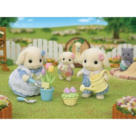 Set figurine Sylvanian Families - Iepurasii Gradinari Set figurine Sylvanian Families - Iepurasii Gradinari