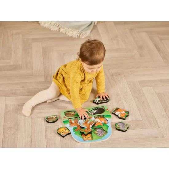 Joc educativ puzzle cu 7 piese de lemn - In padure Joc educativ puzzle cu 7 piese de lemn - In padure
