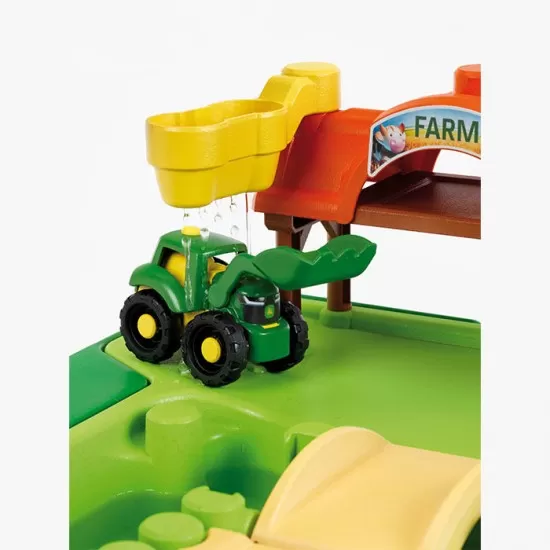 Masuta de joaca cu apa si nisip 2 in 1 - Ferma John Deere Masuta de joaca cu apa si nisip 2 in 1 - Ferma John Deere