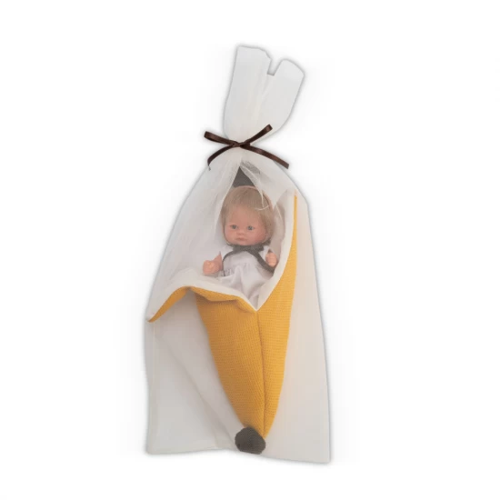 Papusa Bomboncin cu caciulita si paturica banana 20 cm