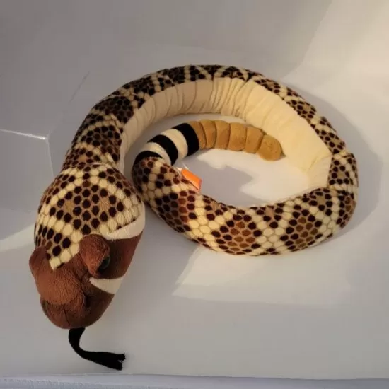 Jucarie plus sarpe Western Diamondback Wild Republic 141 cm Jucarie plus sarpe Western Diamondback Wild Republic 141 cm
