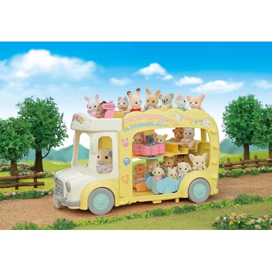 Set de joaca Sylvanian Families - Autobuz Curcubeu