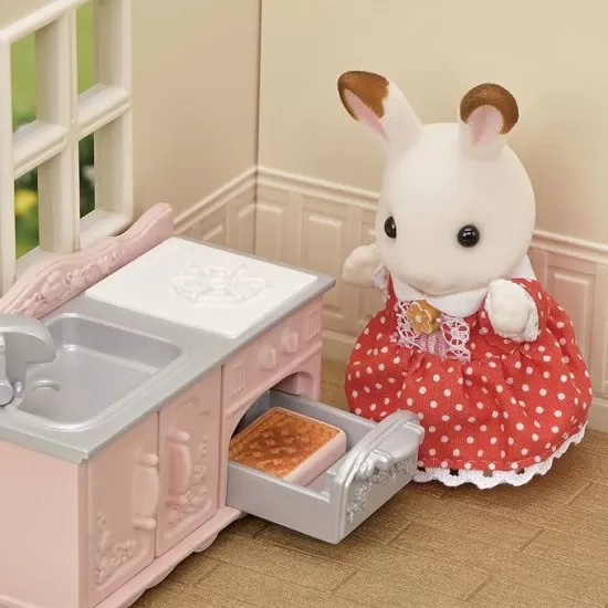 Set de joaca Sylvanian Families - Casuta Red Roof Cosy Cottage Set de joaca Sylvanian Families - Casuta Red Roof Cosy Cottage