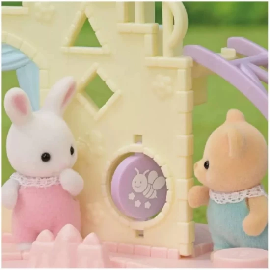 Set Sylvanian Families - Loc de joaca Castel Set Sylvanian Families - Loc de joaca Castel
