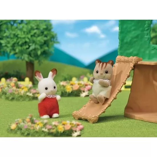 Set de joaca Sylvanian Families - Casuta din copac Set de joaca Sylvanian Families - Casuta din copac