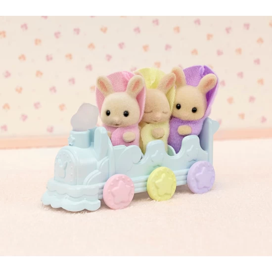 Set de joaca Sylvanian Families Iepurasi Tripleti cu accesorii baie Set de joaca Sylvanian Families Iepurasi Tripleti cu accesorii baie