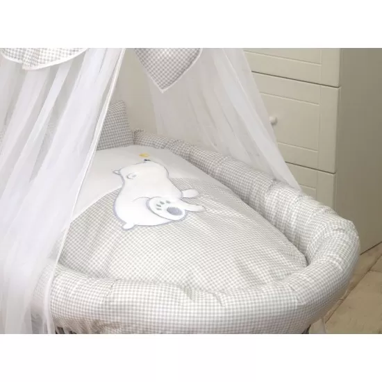 Cos bebe cu suport pe roti cu saltea, lenjerie si baldachin Bear Heart Grey Cos bebe cu suport pe roti cu saltea, lenjerie si baldachin Bear Heart Grey