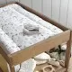 Masa infasat pentru bebelusi 76 x 44 x 86 cm lemn masiv Vintage Masa infasat pentru bebelusi 76 x 44 x 86 cm lemn masiv Vintage