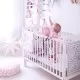 Patut din lemn masiv pentru bebe Star Baby Alb 120 x 60 cm Patut din lemn masiv pentru bebe Star Baby Alb 120 x 60 cm