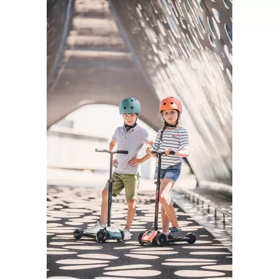 Trotineta pliabila pentru copii si adulti cu roti luminoase Scoot & Ride Highwaykick 5 Peach