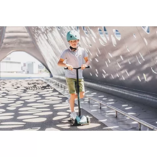 Trotineta pliabila pentru copii si adulti cu roti luminoase Scoot & Ride Highwaykick 5 Forest