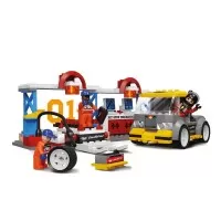 Set cuburi constructie Blocki Collection Service auto - Pit Stop, 207 piese