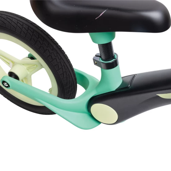 Bicicleta de echilibru pentru copii Hape verde Bicicleta de echilibru pentru copii Hape verde
