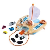 Set de joaca din lemn Catamaran 18 piese, colectia Green Planet Explorers, Hape